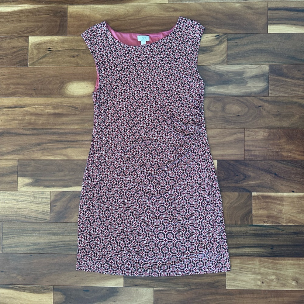 LOFT Red and Black Patterned Ruched Dress size XL